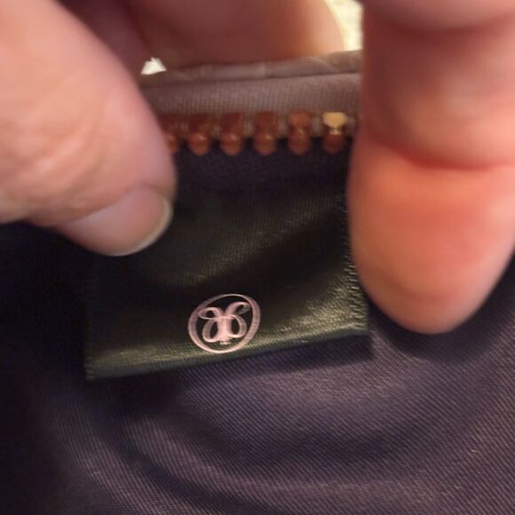 Anastasia Cream Geometric Home Accent - Picture 5 of 6